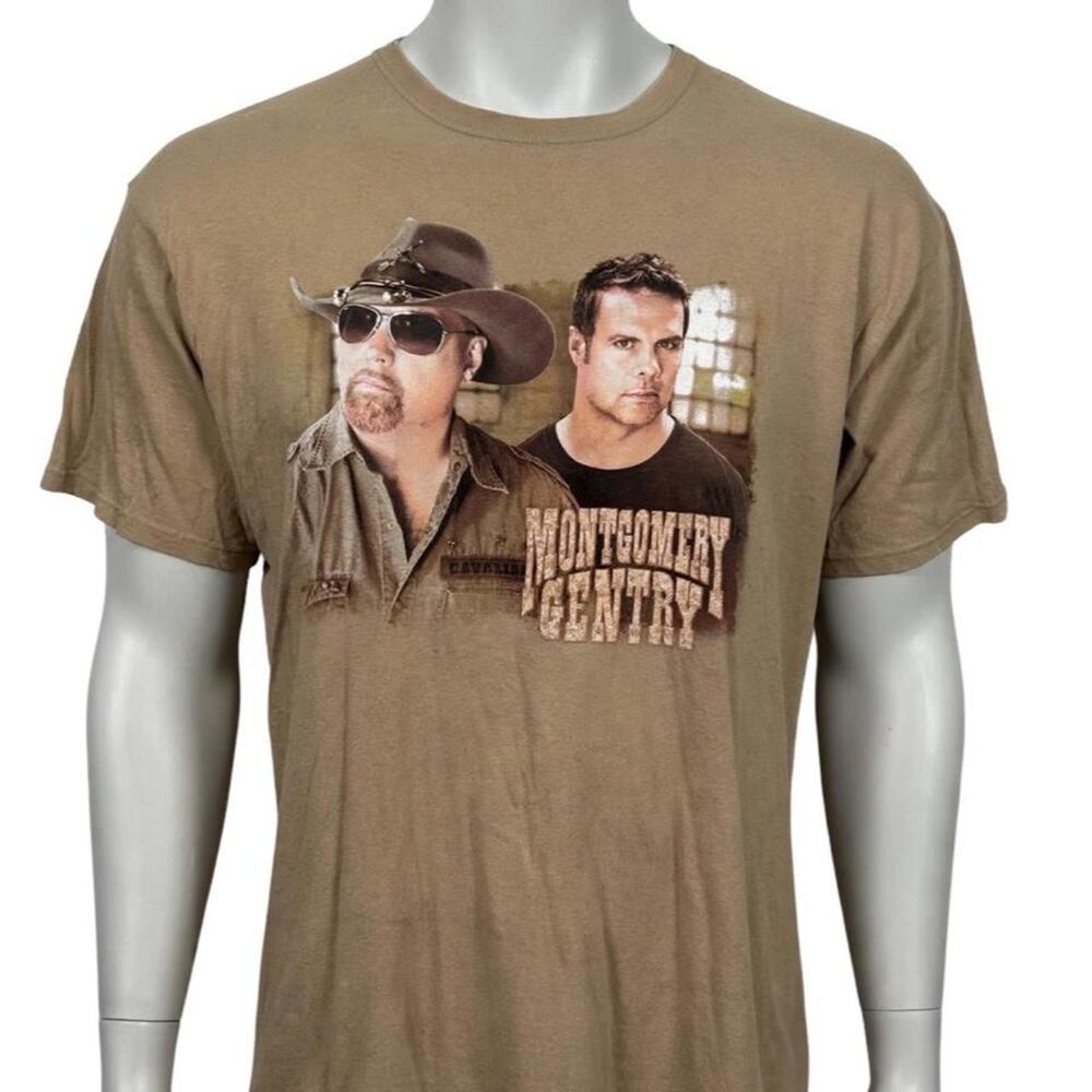 Montgomery Gentry T-Shirt Mens 2XL Tan Country Concert Band Graphic Anvil